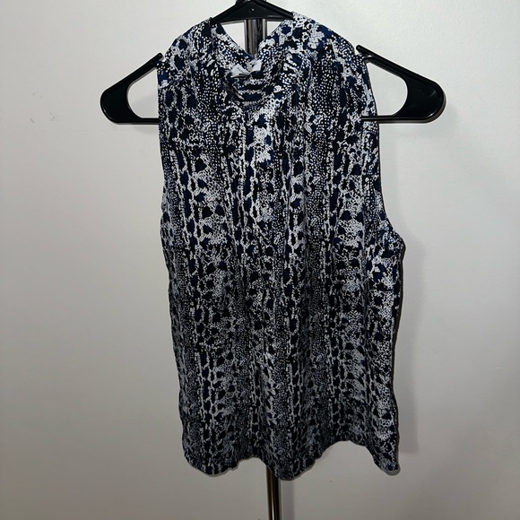 KATHERINE BARCLAY TOP L - Picture 1 of 4